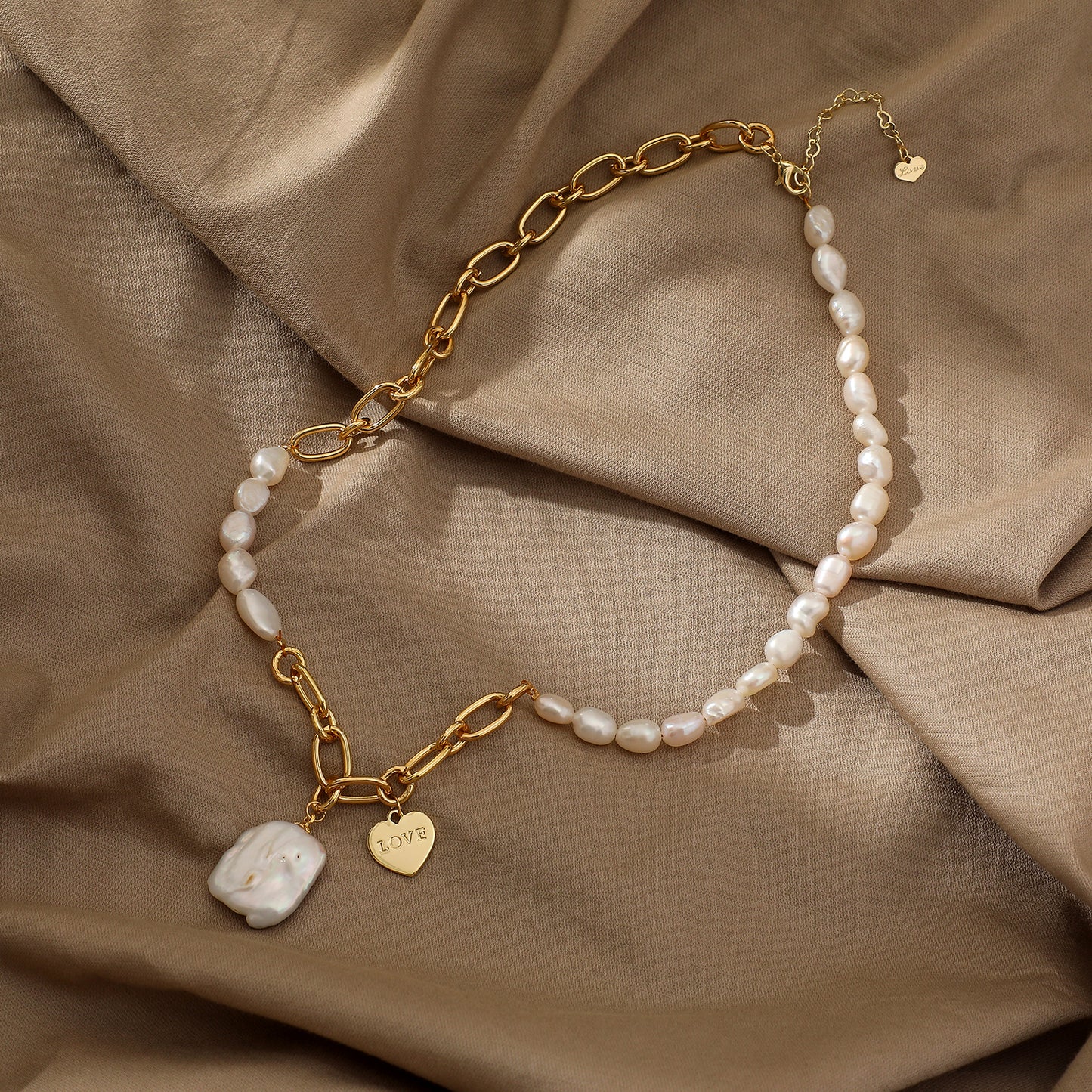 Freshwater Pearl Pendent Necklace