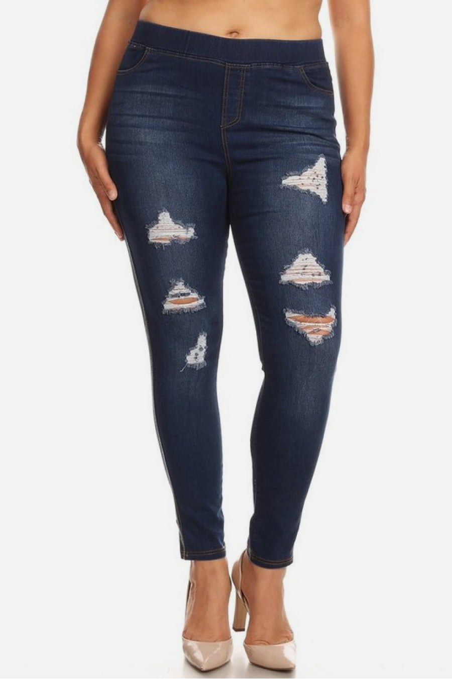 Plus Size Distressed Jegging